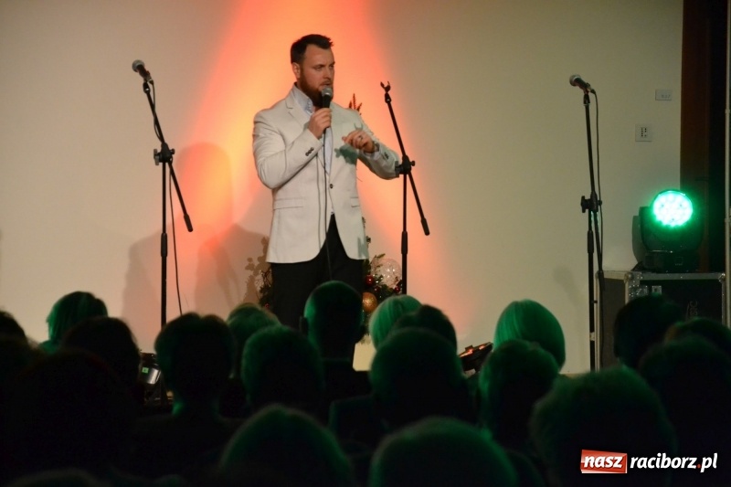 Zdjęcie w galerii na portalu naszraciborz.pl: Koncert karnawałowy na Zamku Piastowskim  wiadomości z regionu