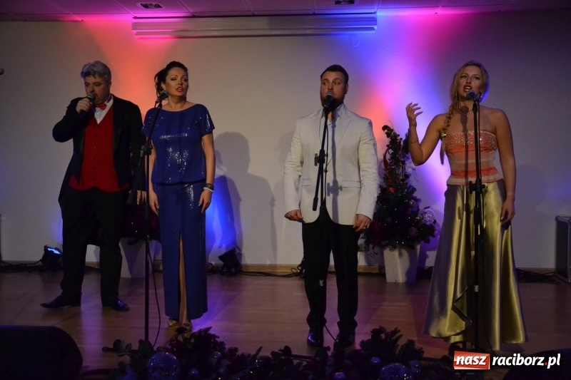 Zdjęcie w galerii na portalu naszraciborz.pl: Koncert karnawałowy na Zamku Piastowskim  wiadomości z regionu