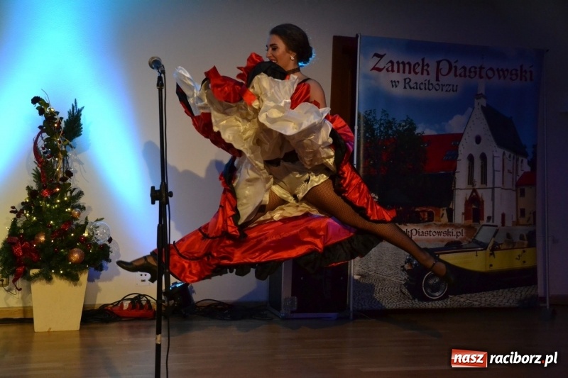 Zdjęcie w galerii na portalu naszraciborz.pl: Koncert karnawałowy na Zamku Piastowskim  wiadomości z regionu