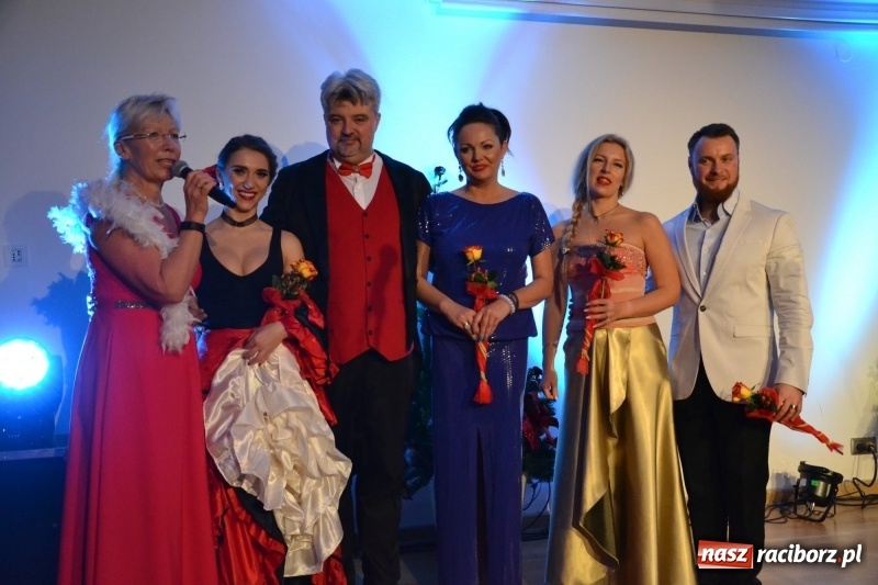 Zdjęcie w galerii na portalu naszraciborz.pl: Koncert karnawałowy na Zamku Piastowskim  wiadomości z regionu