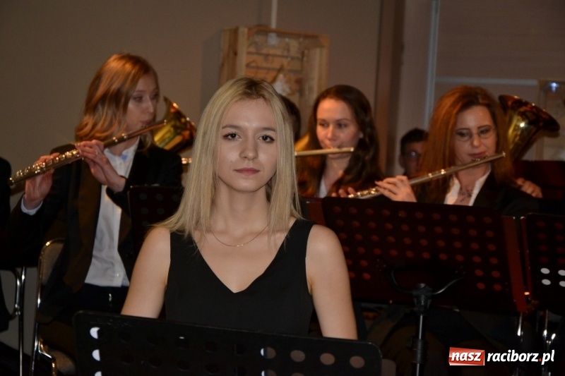 Zdjęcie w galerii na portalu naszraciborz.pl: Jest taki dzień… Koncert noworoczny z orkiestrą dętą w Tworkowie wiadomości z regionu