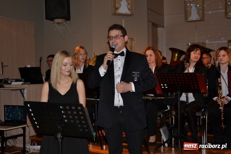 Zdjęcie w galerii na portalu naszraciborz.pl: Jest taki dzień… Koncert noworoczny z orkiestrą dętą w Tworkowie wiadomości z regionu