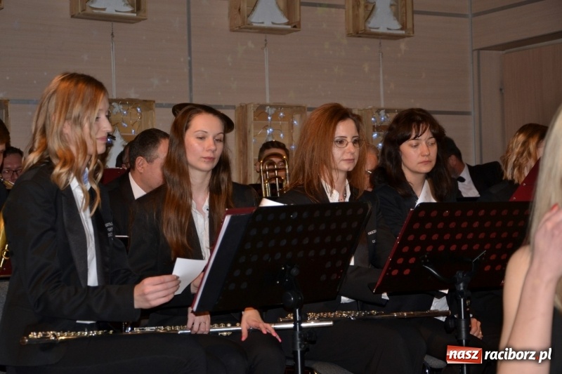 Zdjęcie w galerii na portalu naszraciborz.pl: Jest taki dzień… Koncert noworoczny z orkiestrą dętą w Tworkowie wiadomości z regionu