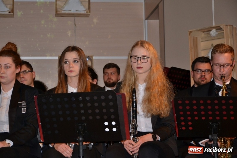 Zdjęcie w galerii na portalu naszraciborz.pl: Jest taki dzień… Koncert noworoczny z orkiestrą dętą w Tworkowie wiadomości z regionu