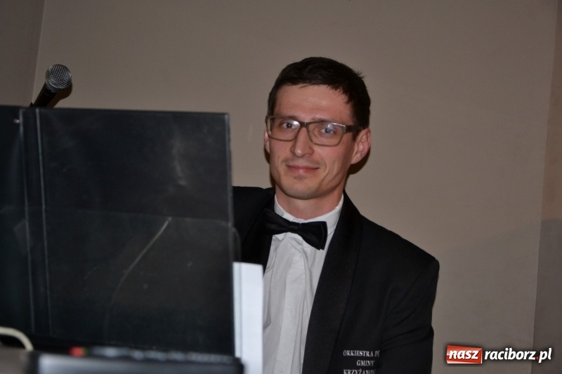 Zdjęcie w galerii na portalu naszraciborz.pl: Jest taki dzień… Koncert noworoczny z orkiestrą dętą w Tworkowie wiadomości z regionu