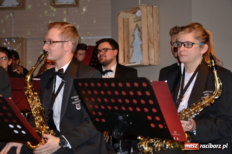 Zdjęcie w galerii na portalu naszraciborz.pl: Jest taki dzień… Koncert noworoczny z orkiestrą dętą w Tworkowie wiadomości z regionu