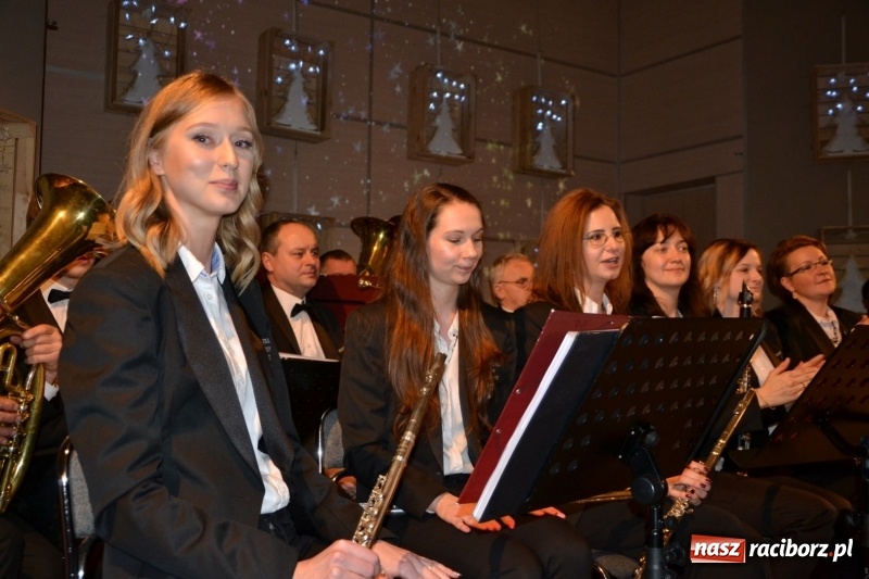 Zdjęcie w galerii na portalu naszraciborz.pl: Jest taki dzień… Koncert noworoczny z orkiestrą dętą w Tworkowie wiadomości z regionu