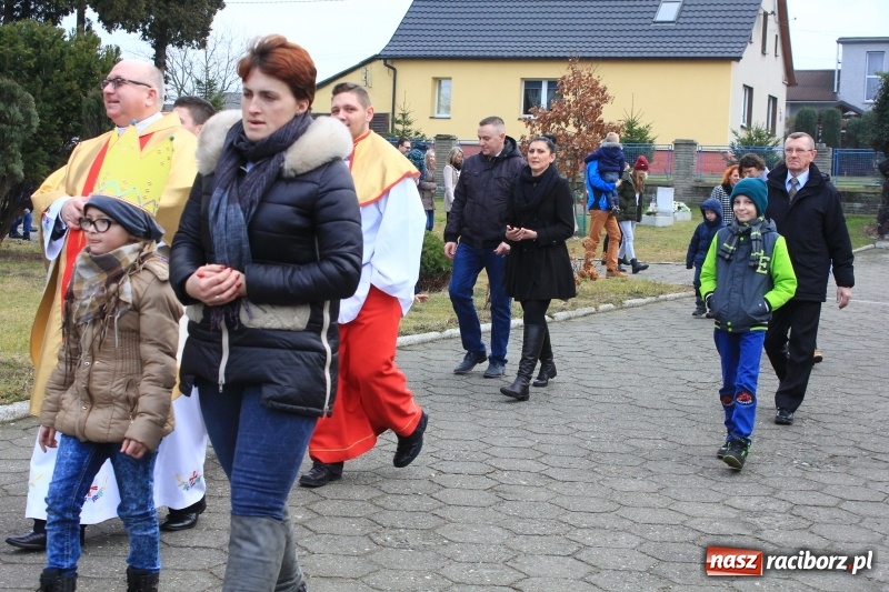 Zdjęcie w galerii na portalu naszraciborz.pl: W Kobyli powitano poczet Trzech Króli wiadomości z regionu