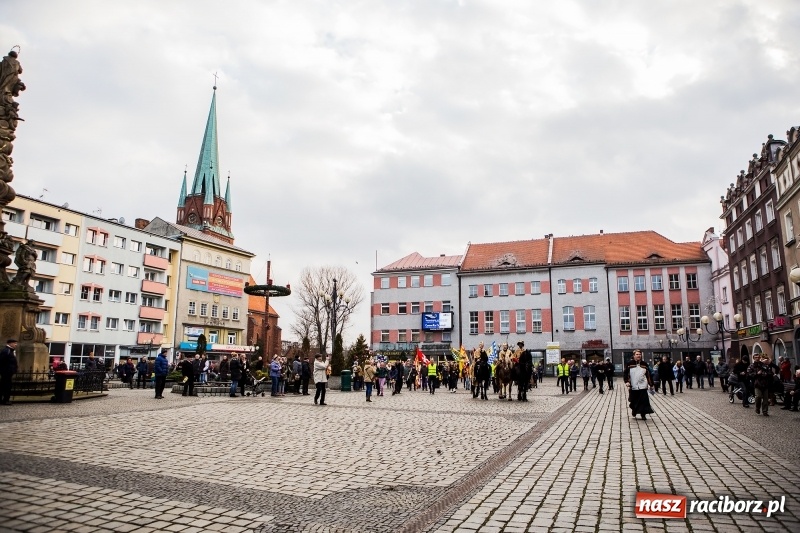 Zdjęcie w galerii na portalu naszraciborz.pl: Przez Racibórz przejdzie Orszak Trzech Króli  wiadomości z regionu