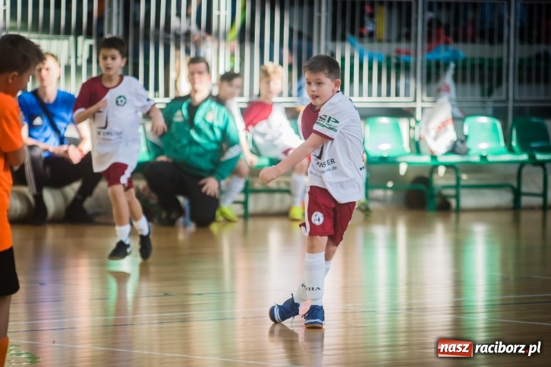Zdjęcie w galerii na portalu naszraciborz.pl: LKS 05 Tworków zwycięzcą noworocznego turnieju halowej piłki nożnej wiadomości z regionu