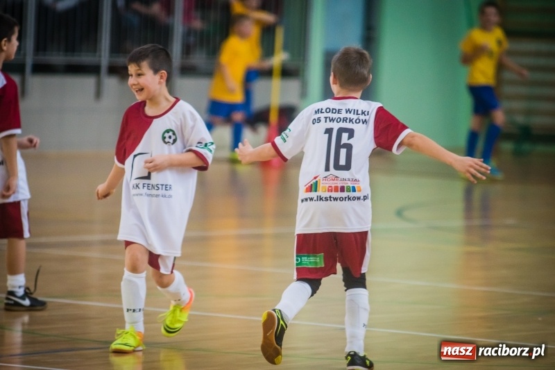 Zdjęcie w galerii na portalu naszraciborz.pl: LKS 05 Tworków zwycięzcą noworocznego turnieju halowej piłki nożnej wiadomości z regionu