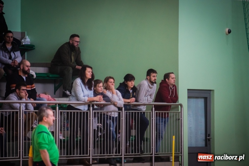 Zdjęcie w galerii na portalu naszraciborz.pl: LKS 05 Tworków zwycięzcą noworocznego turnieju halowej piłki nożnej wiadomości z regionu