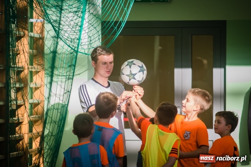 Zdjęcie w galerii na portalu naszraciborz.pl: LKS 05 Tworków zwycięzcą noworocznego turnieju halowej piłki nożnej wiadomości z regionu