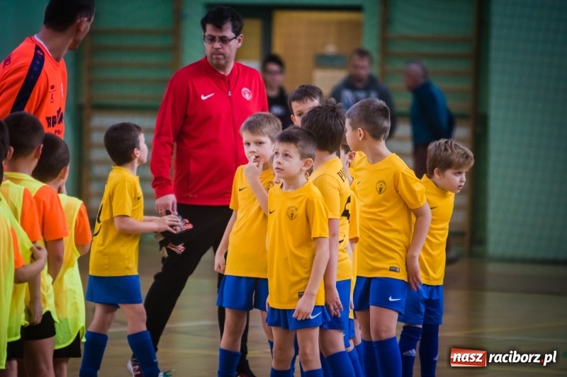 Zdjęcie w galerii na portalu naszraciborz.pl: LKS 05 Tworków zwycięzcą noworocznego turnieju halowej piłki nożnej wiadomości z regionu