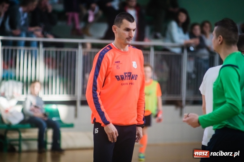 Zdjęcie w galerii na portalu naszraciborz.pl: LKS 05 Tworków zwycięzcą noworocznego turnieju halowej piłki nożnej wiadomości z regionu