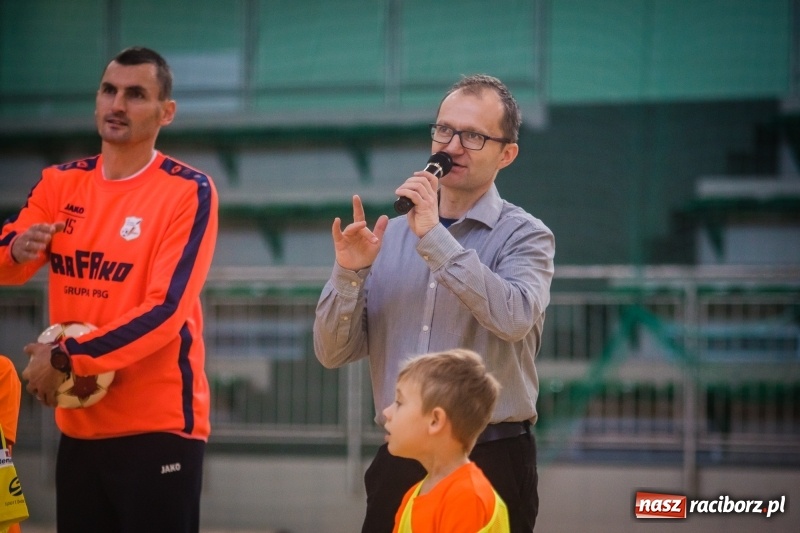 Zdjęcie w galerii na portalu naszraciborz.pl: LKS 05 Tworków zwycięzcą noworocznego turnieju halowej piłki nożnej wiadomości z regionu