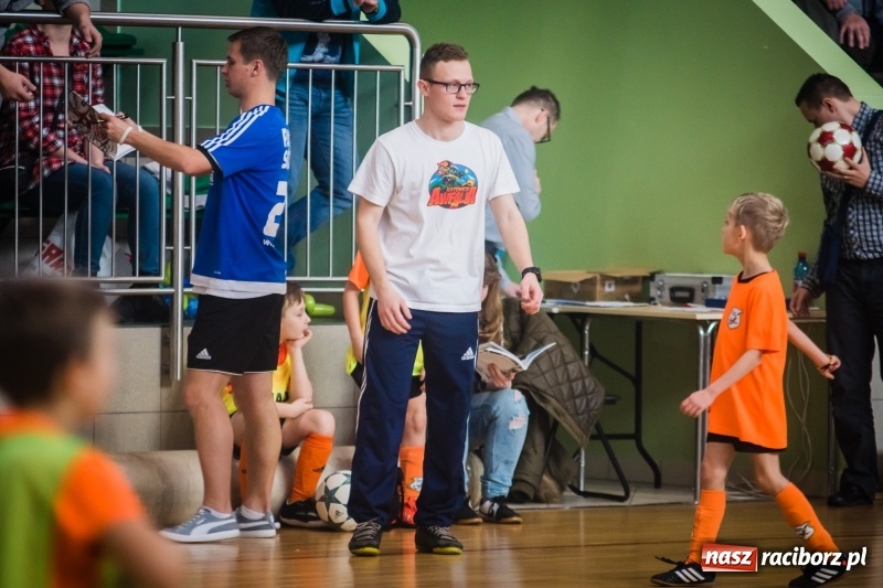 Zdjęcie w galerii na portalu naszraciborz.pl: LKS 05 Tworków zwycięzcą noworocznego turnieju halowej piłki nożnej wiadomości z regionu