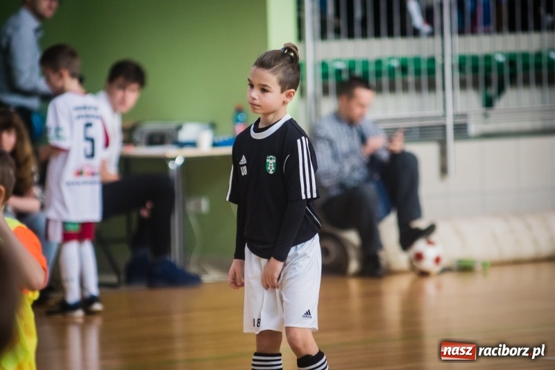 Zdjęcie w galerii na portalu naszraciborz.pl: LKS 05 Tworków zwycięzcą noworocznego turnieju halowej piłki nożnej wiadomości z regionu
