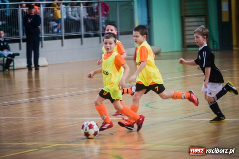 Zdjęcie w galerii na portalu naszraciborz.pl: LKS 05 Tworków zwycięzcą noworocznego turnieju halowej piłki nożnej wiadomości z regionu