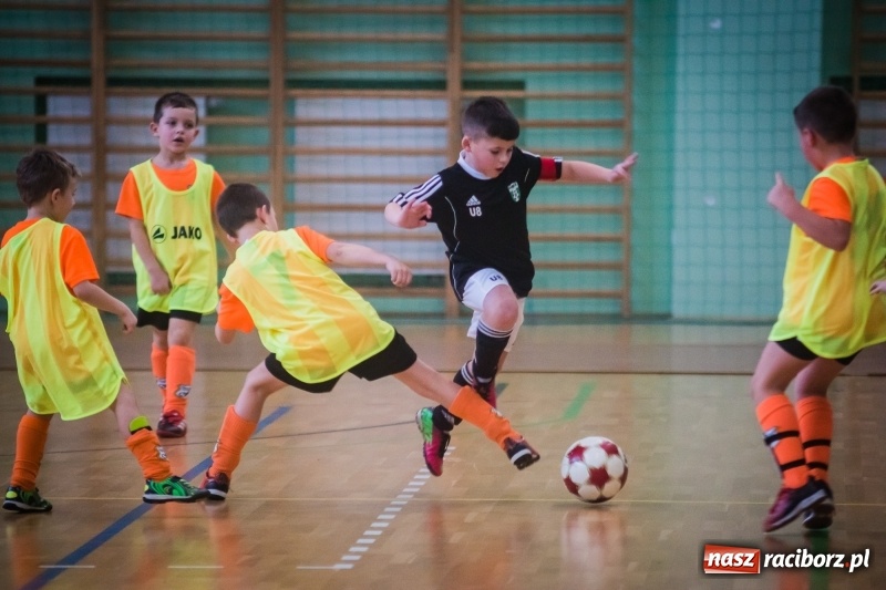 Zdjęcie w galerii na portalu naszraciborz.pl: LKS 05 Tworków zwycięzcą noworocznego turnieju halowej piłki nożnej wiadomości z regionu