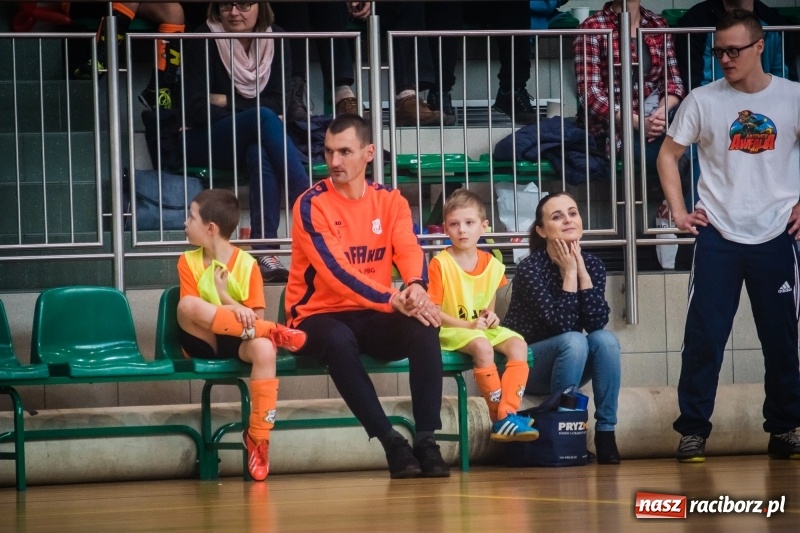 Zdjęcie w galerii na portalu naszraciborz.pl: LKS 05 Tworków zwycięzcą noworocznego turnieju halowej piłki nożnej wiadomości z regionu