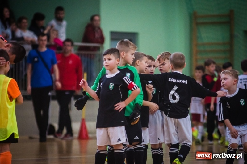 Zdjęcie w galerii na portalu naszraciborz.pl: LKS 05 Tworków zwycięzcą noworocznego turnieju halowej piłki nożnej wiadomości z regionu
