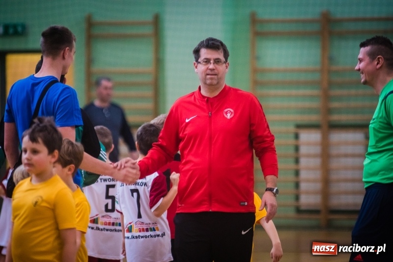 Zdjęcie w galerii na portalu naszraciborz.pl: LKS 05 Tworków zwycięzcą noworocznego turnieju halowej piłki nożnej wiadomości z regionu