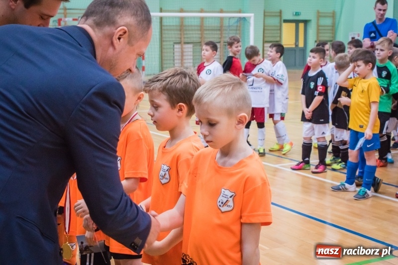 Zdjęcie w galerii na portalu naszraciborz.pl: LKS 05 Tworków zwycięzcą noworocznego turnieju halowej piłki nożnej wiadomości z regionu