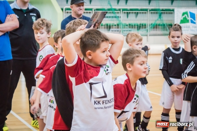 Zdjęcie w galerii na portalu naszraciborz.pl: LKS 05 Tworków zwycięzcą noworocznego turnieju halowej piłki nożnej wiadomości z regionu