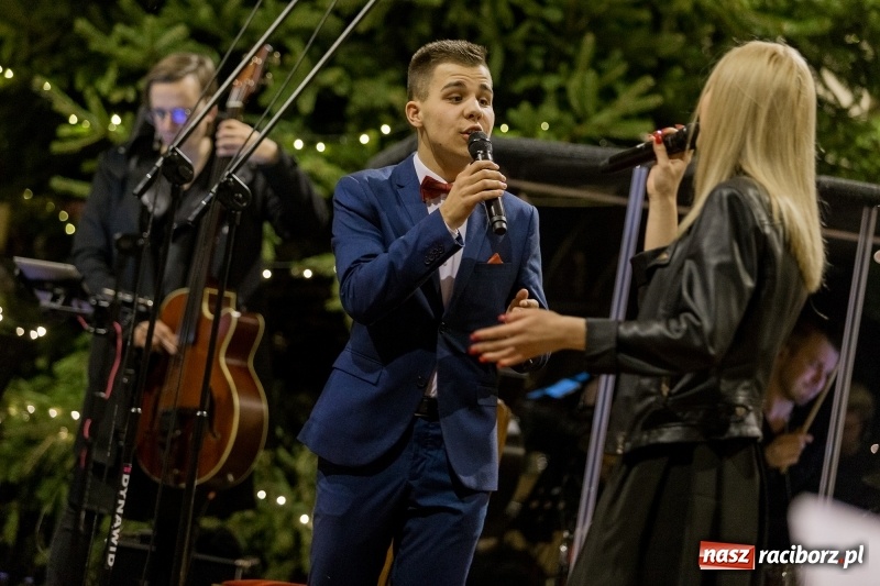 Zdjęcie w galerii na portalu naszraciborz.pl: Koncert kolęd i pieśni bożonarodzeniowych w kościele św. Mikołaja wiadomości z regionu
