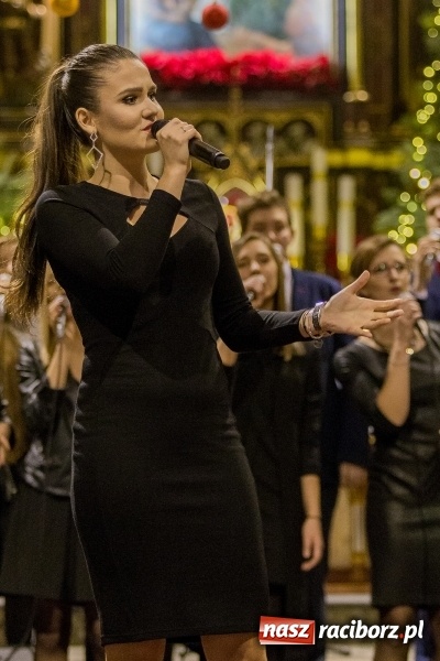 Zdjęcie w galerii na portalu naszraciborz.pl: Koncert kolęd i pieśni bożonarodzeniowych w kościele św. Mikołaja wiadomości z regionu