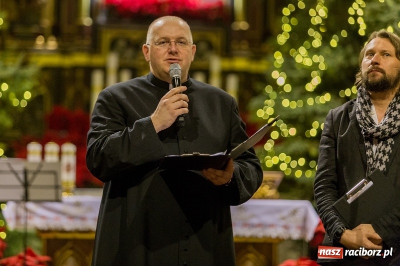 Zdjęcie w galerii na portalu naszraciborz.pl: Koncert kolęd i pieśni bożonarodzeniowych w kościele św. Mikołaja wiadomości z regionu