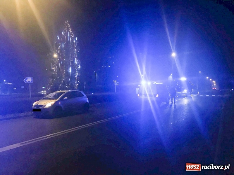 Zdjęcie w galerii na portalu naszraciborz.pl: Potrącenie pieszego na Ocickiej. Ofiara w ciężkim stanie w szpitalu  wiadomości z regionu