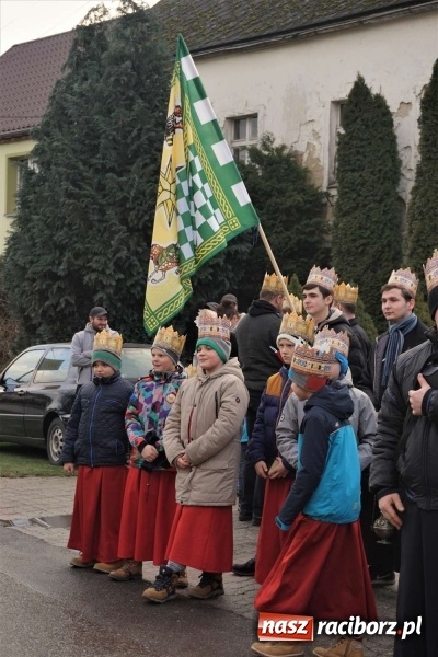 Zdjęcie w galerii na portalu naszraciborz.pl: Orszak Trzech Króli w Gamowie wiadomości z regionu