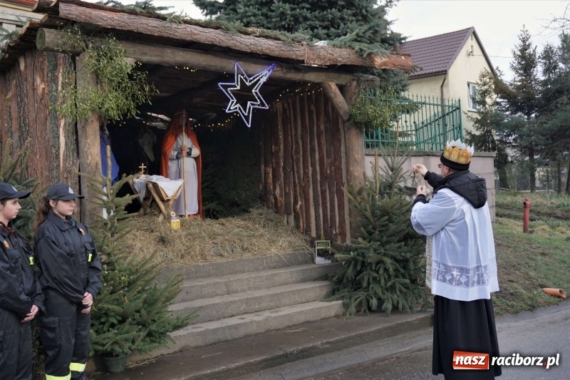 Zdjęcie w galerii na portalu naszraciborz.pl: Orszak Trzech Króli w Gamowie wiadomości z regionu