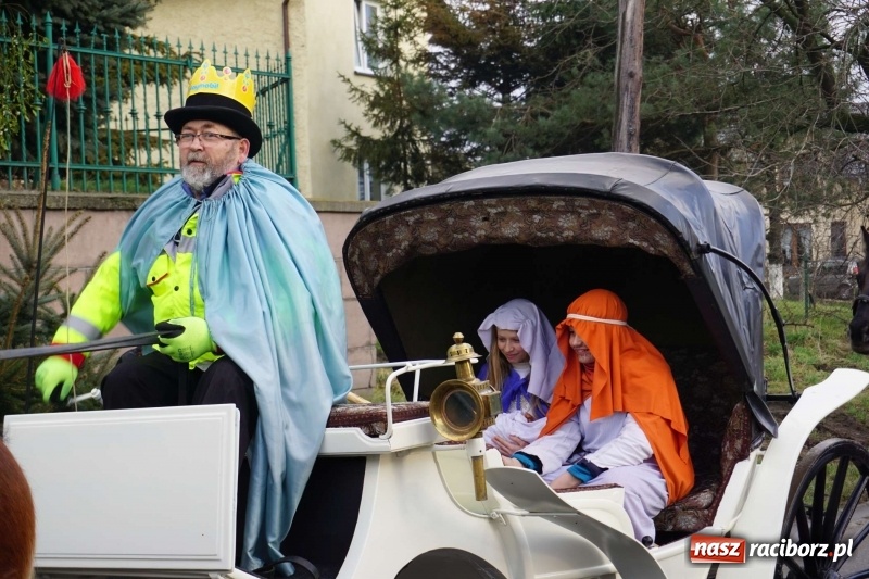 Zdjęcie w galerii na portalu naszraciborz.pl: Orszak Trzech Króli w Gamowie wiadomości z regionu