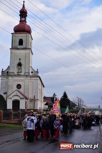 Zdjęcie w galerii na portalu naszraciborz.pl: Orszak Trzech Króli w Gamowie wiadomości z regionu