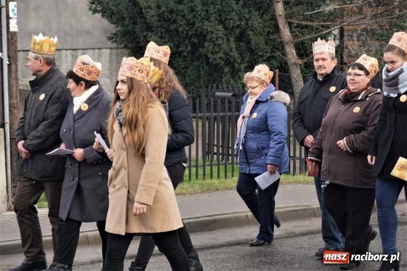 Zdjęcie w galerii na portalu naszraciborz.pl: Orszak Trzech Króli w Gamowie wiadomości z regionu