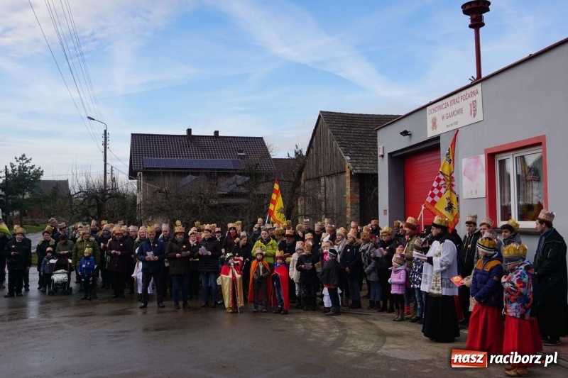 Zdjęcie w galerii na portalu naszraciborz.pl: Orszak Trzech Króli w Gamowie wiadomości z regionu