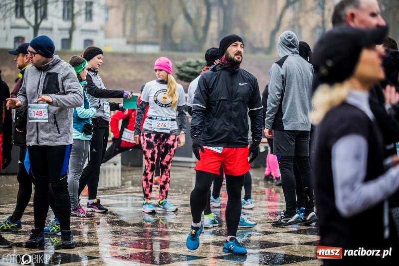 Zdjęcie w galerii na portalu naszraciborz.pl: IV Bieg Nadodrzański zainaugurował cykl 4BiegiRacibórz FOTO i WIDEO wiadomości z regionu