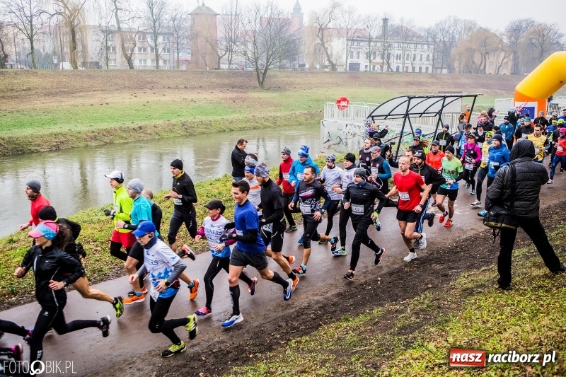 Zdjęcie w galerii na portalu naszraciborz.pl: IV Bieg Nadodrzański zainaugurował cykl 4BiegiRacibórz FOTO i WIDEO wiadomości z regionu
