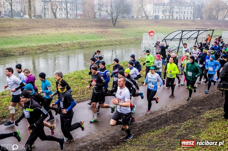 Zdjęcie w galerii na portalu naszraciborz.pl: IV Bieg Nadodrzański zainaugurował cykl 4BiegiRacibórz FOTO i WIDEO wiadomości z regionu
