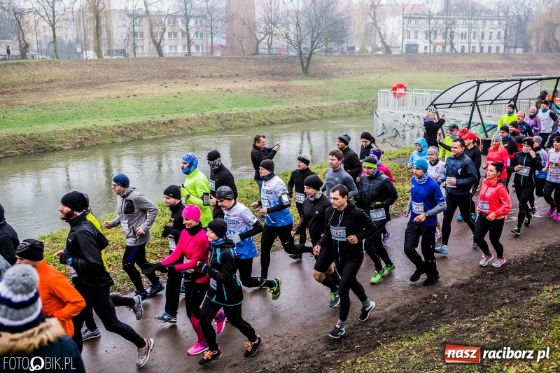 Zdjęcie w galerii na portalu naszraciborz.pl: IV Bieg Nadodrzański zainaugurował cykl 4BiegiRacibórz FOTO i WIDEO wiadomości z regionu