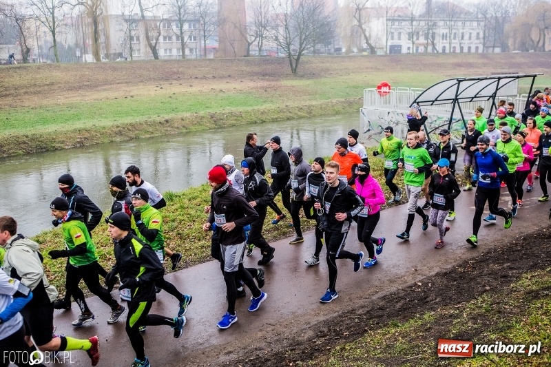 Zdjęcie w galerii na portalu naszraciborz.pl: IV Bieg Nadodrzański zainaugurował cykl 4BiegiRacibórz FOTO i WIDEO wiadomości z regionu