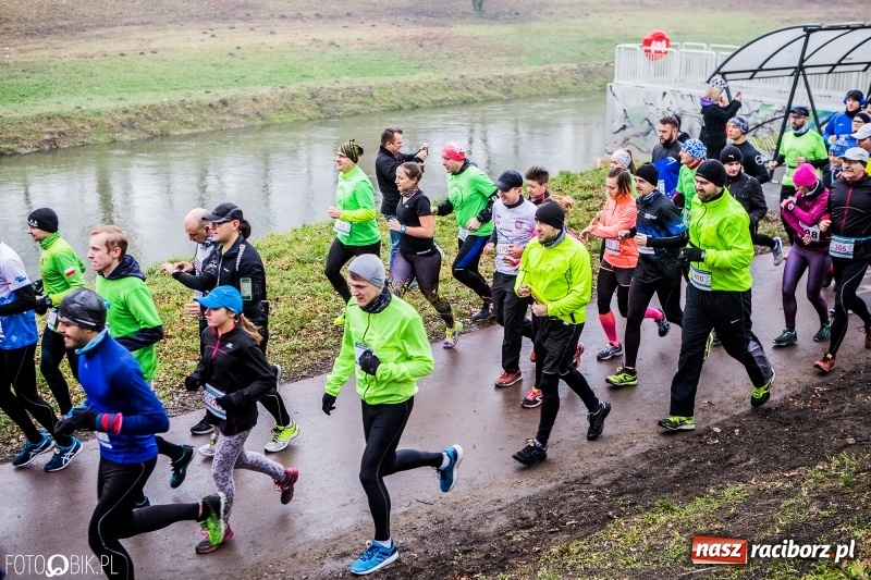 Zdjęcie w galerii na portalu naszraciborz.pl: IV Bieg Nadodrzański zainaugurował cykl 4BiegiRacibórz FOTO i WIDEO wiadomości z regionu