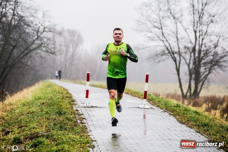 Zdjęcie w galerii na portalu naszraciborz.pl: IV Bieg Nadodrzański zainaugurował cykl 4BiegiRacibórz FOTO i WIDEO wiadomości z regionu