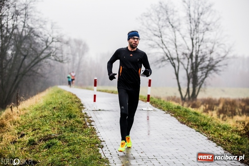 Zdjęcie w galerii na portalu naszraciborz.pl: IV Bieg Nadodrzański zainaugurował cykl 4BiegiRacibórz FOTO i WIDEO wiadomości z regionu