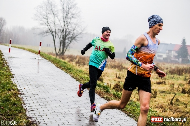 Zdjęcie w galerii na portalu naszraciborz.pl: IV Bieg Nadodrzański zainaugurował cykl 4BiegiRacibórz FOTO i WIDEO wiadomości z regionu