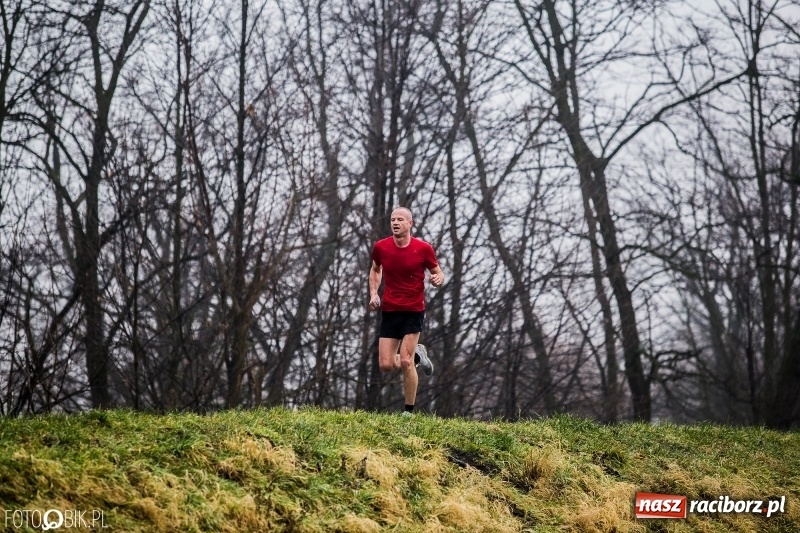 Zdjęcie w galerii na portalu naszraciborz.pl: IV Bieg Nadodrzański zainaugurował cykl 4BiegiRacibórz FOTO i WIDEO wiadomości z regionu