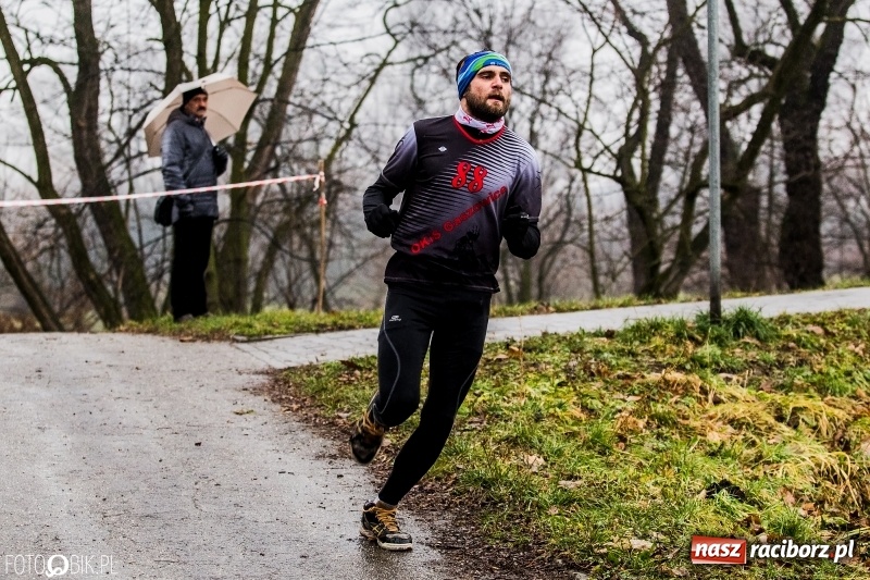 Zdjęcie w galerii na portalu naszraciborz.pl: IV Bieg Nadodrzański zainaugurował cykl 4BiegiRacibórz FOTO i WIDEO wiadomości z regionu